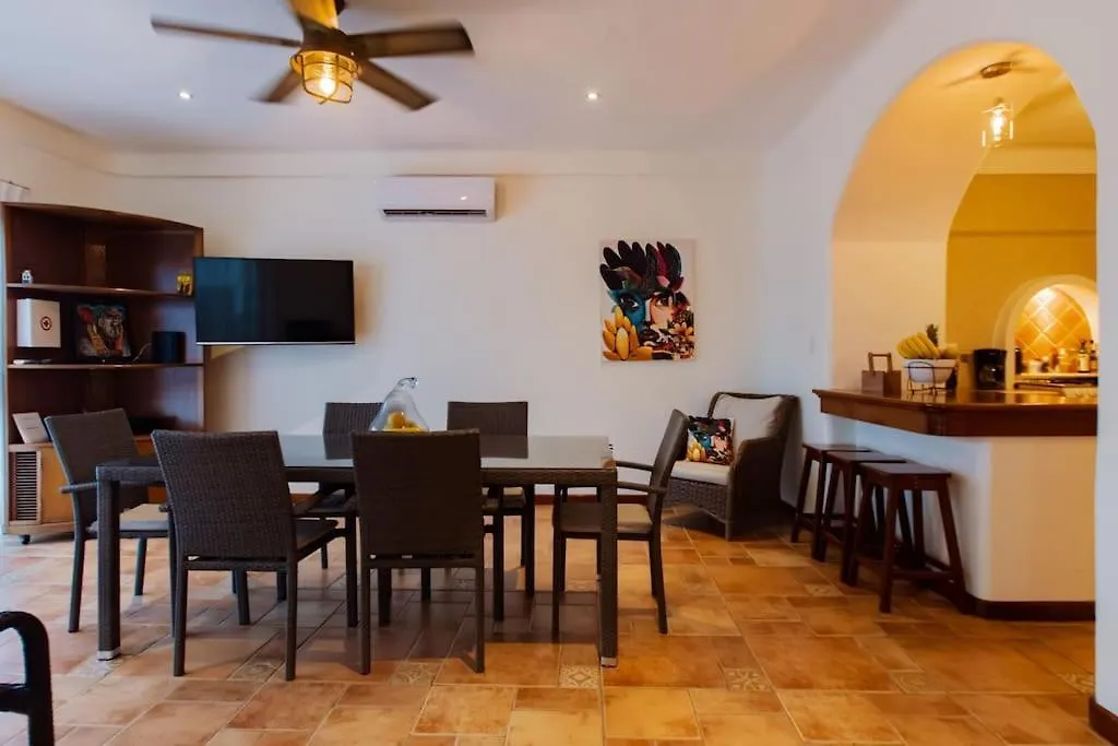Hermosa Casa A 5 Minutos De La Playa Caminando! Playa del Carmen Apartment